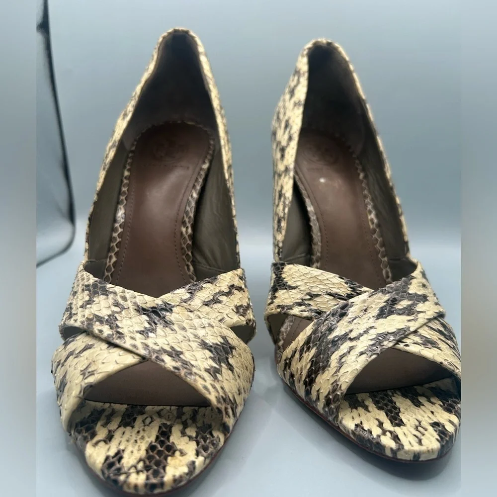 Tory Burch All Leather Snakeskin Peep Toe Pumps Size: 8